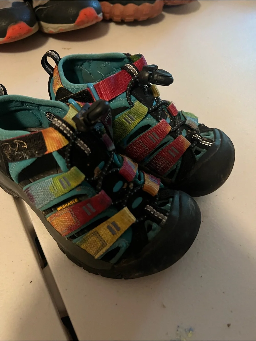 Keen Kids Multicolor Closed-Toe Sandals - Teal, Red, Yellow